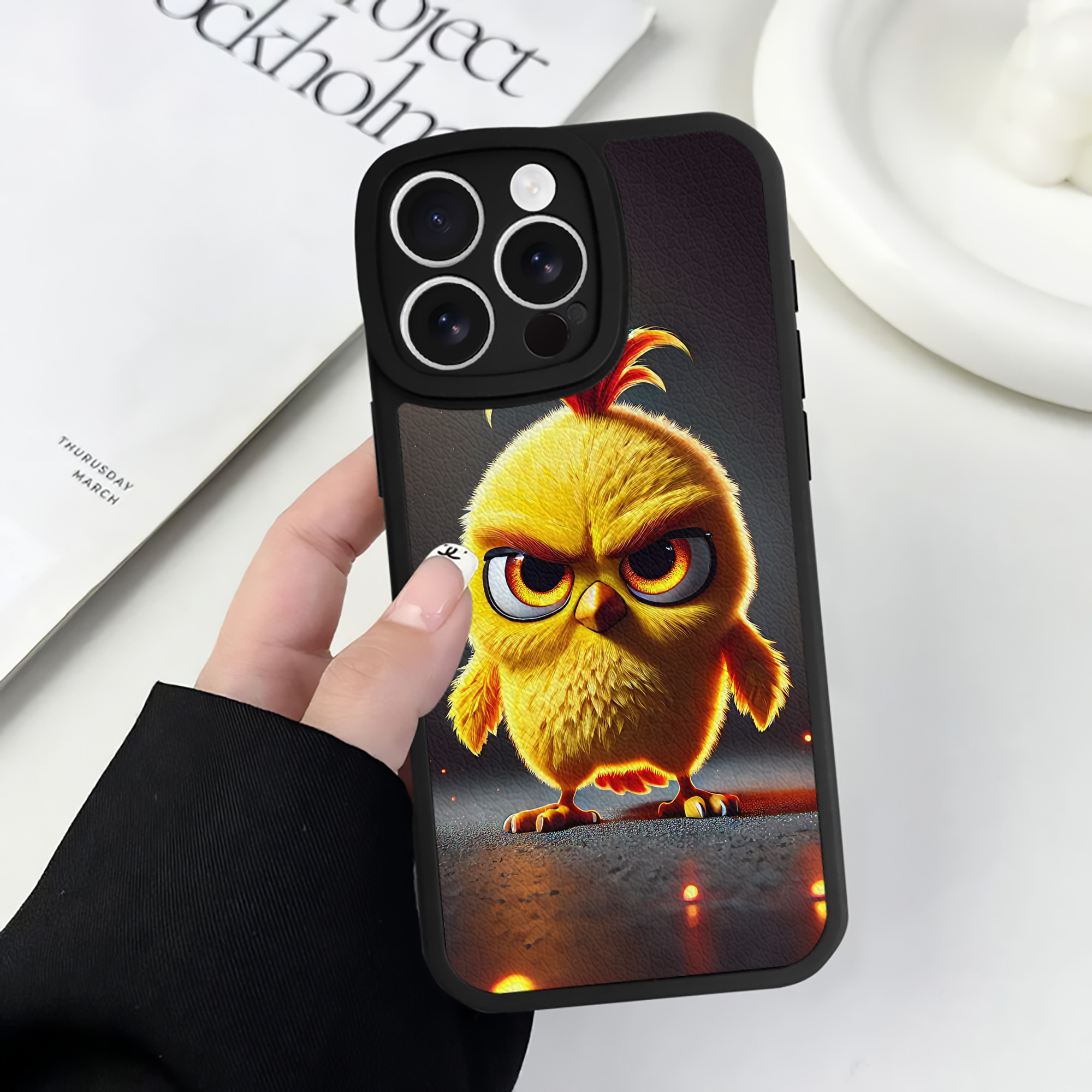 （画像用） Angry Birds アングリーバード 【iPhone 16シリーズ対応】シリコンスマホケース（レザー調） 材質：シリコン